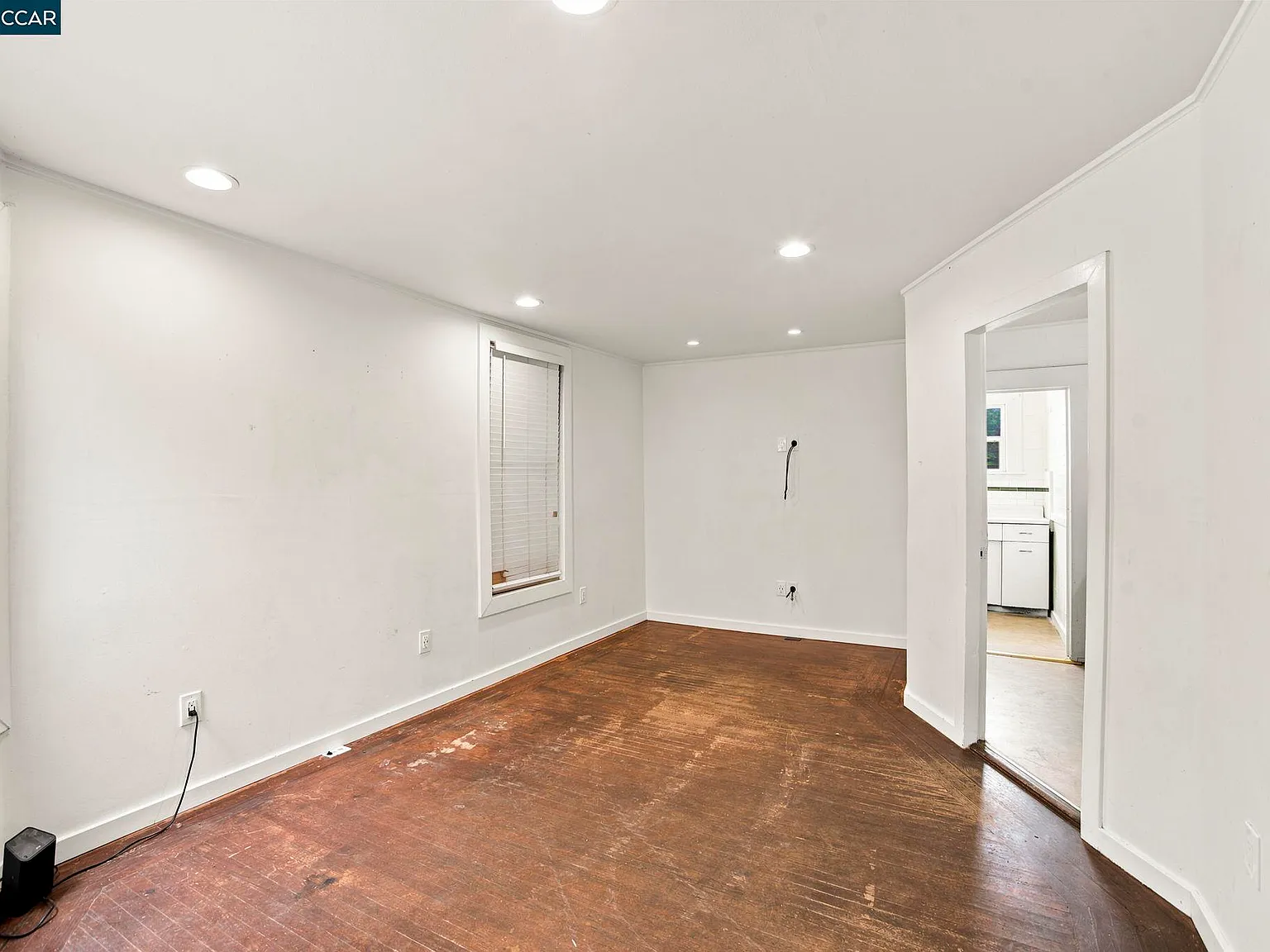 913 France Ave - Photo 8