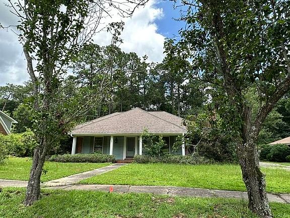 2nd image of 105 Linden Ct