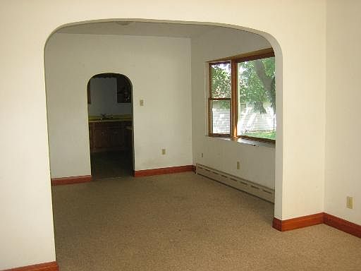 2nd image of 14439 S Palmer Ave