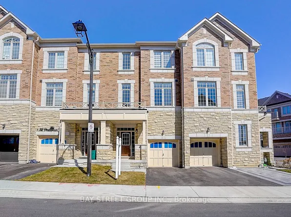 34 Phillipsen Way, Markham, ON L3S 0E9