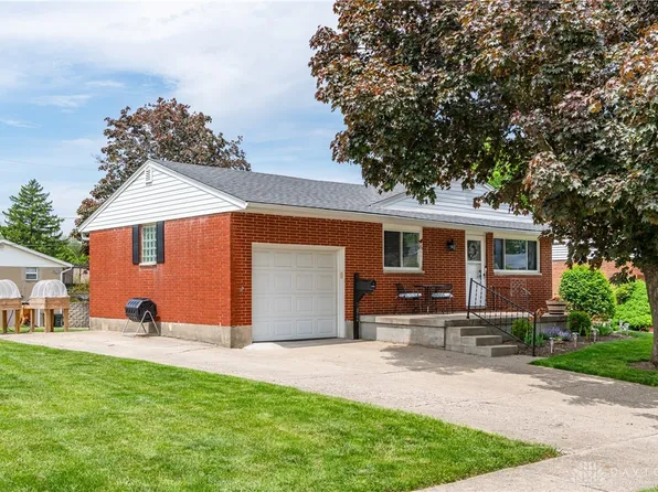 913 Thelma Dr, Miamisburg, OH 45342