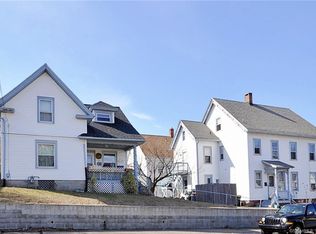 22 Clarkson St, Ansonia, CT 06401