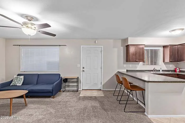 1014 E Spence Ave — Photo 4