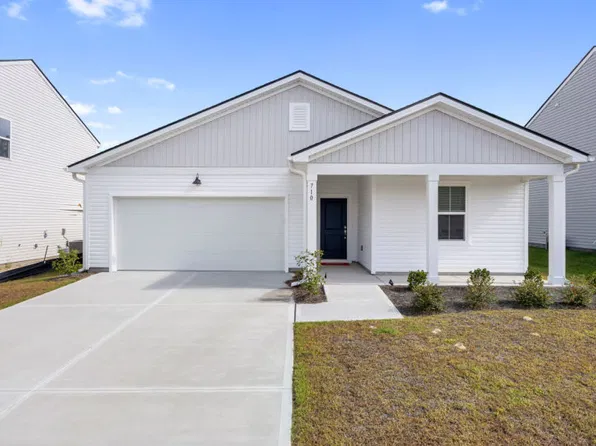 710 Tahoe Ridge Dr, Leland, NC 28451
