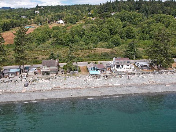 3rd image of 8701 W Coast Rd