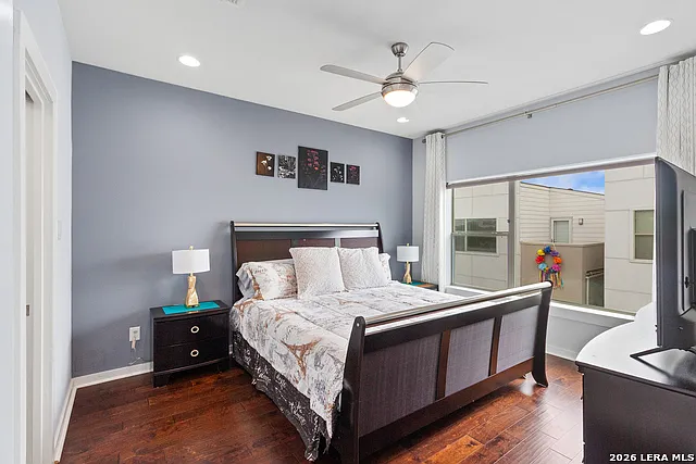 408 Lewis St — Photo 11