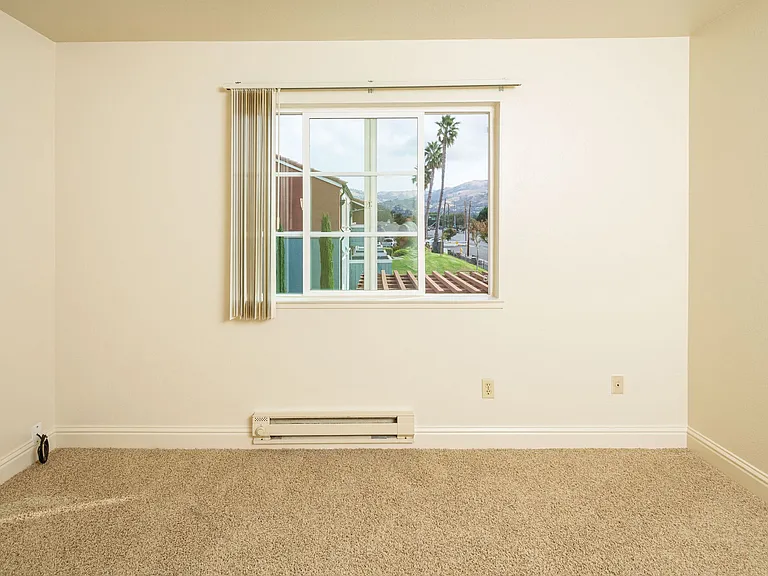 Peppertree Apartments — Photo 21