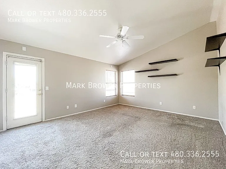4714 E Mossman Rd — Photo 10