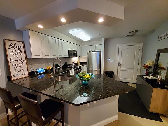 2nd image of 501 Commerce Dr Unit 3217
