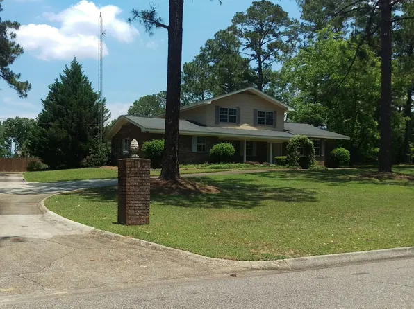 3002 Evans Dr, Dothan, AL 36303