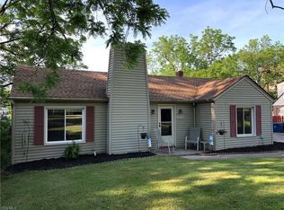 24714 Kennedy Ridge Rd, North Olmsted, OH 44070