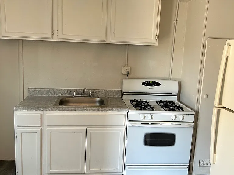 1190 S Sheridan Blvd #6 — Photo 1