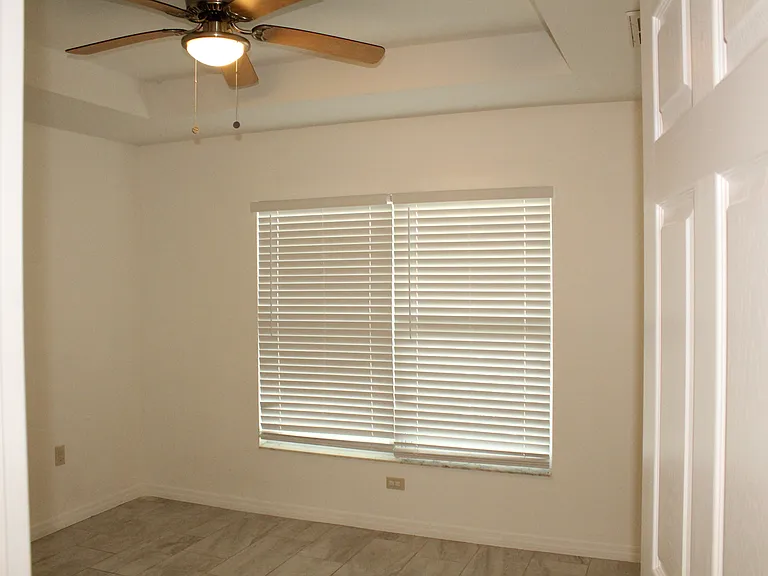 Guest bedroom