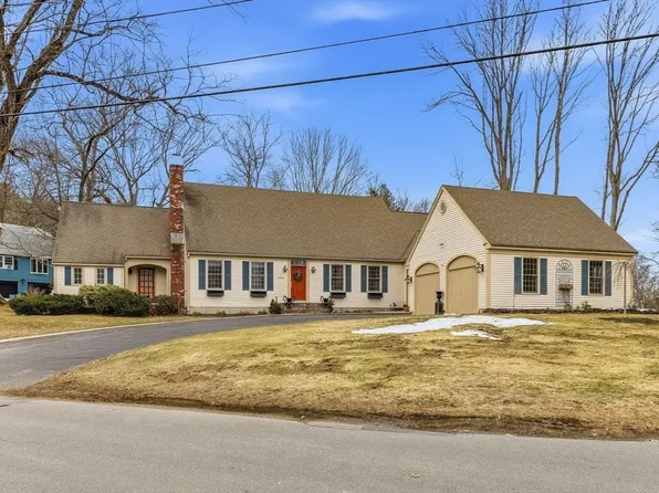 499 Chadwick Rd, Haverhill, MA 01835