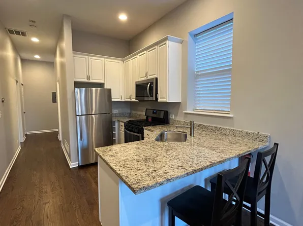 (undisclosed Address), Chicago, IL 60616