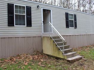 555 Greens Run Rd, Saint Marys, WV 26170