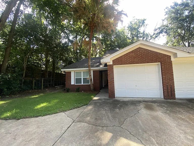 833 Brookwood Dr #1 — Photo 10