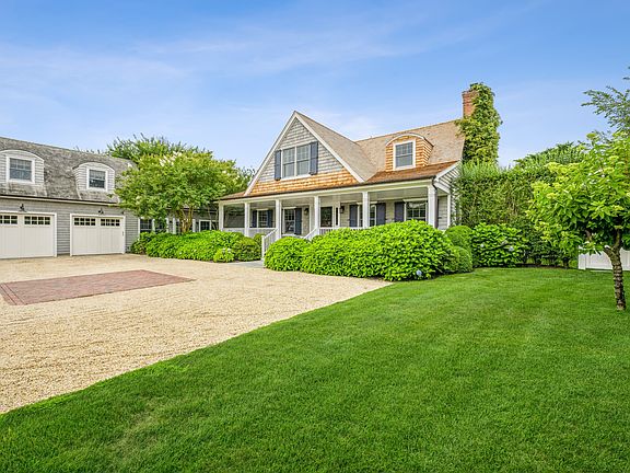 3rd image of 26 Summerfield Ln