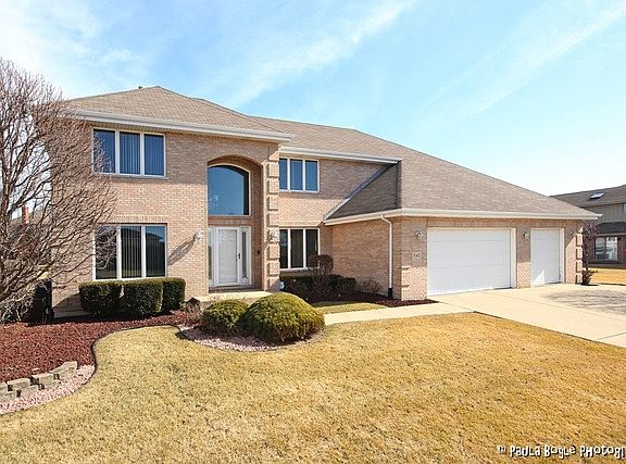 2nd image of 18407 White Oak Ln