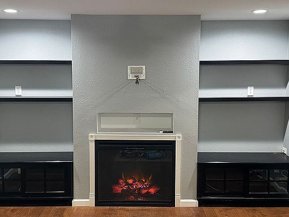 Living Room w/Fireplace