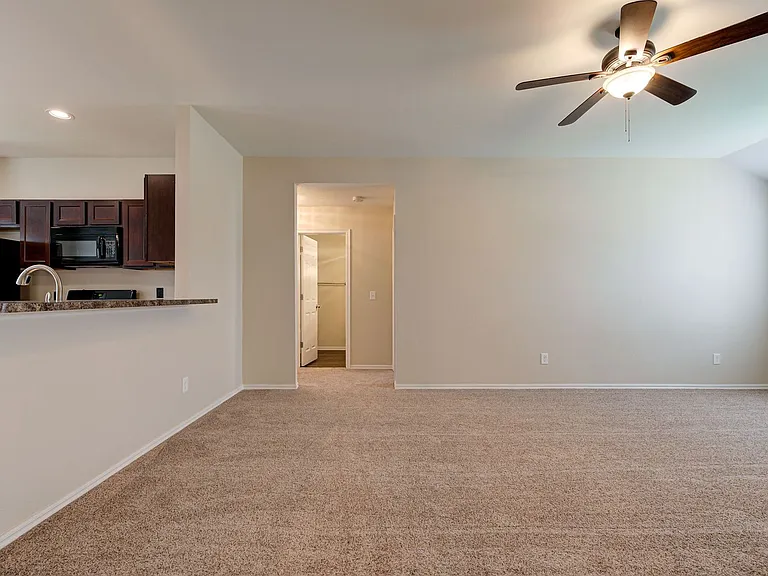 11705 NW 133rd St — Photo 8
