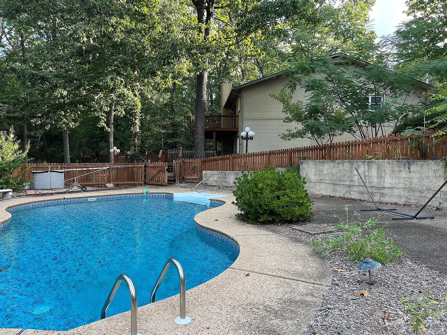 3 bed, 2696 sqft, $2,800 — Photo 3