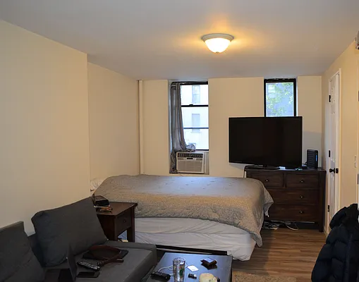 Rented by OvCo Realty | media 16