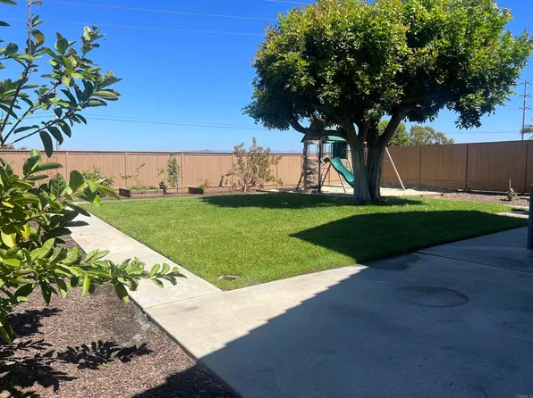 1978 Rosewood St, Vista, CA 92081