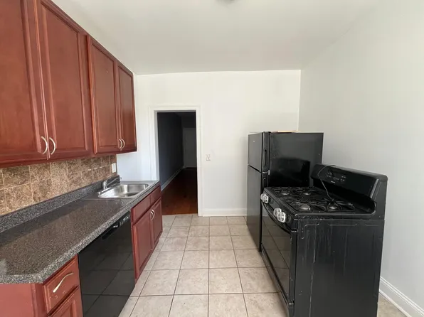 40 W 26th St #10E, Bayonne, NJ 07002