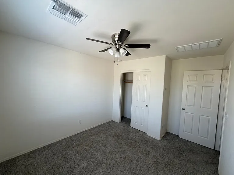 7217 W Golden Ln — Photo 33
