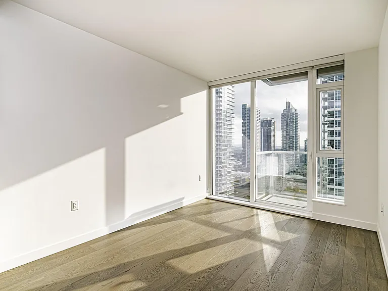 6000 McKay Ave #22XX — Photo 5
