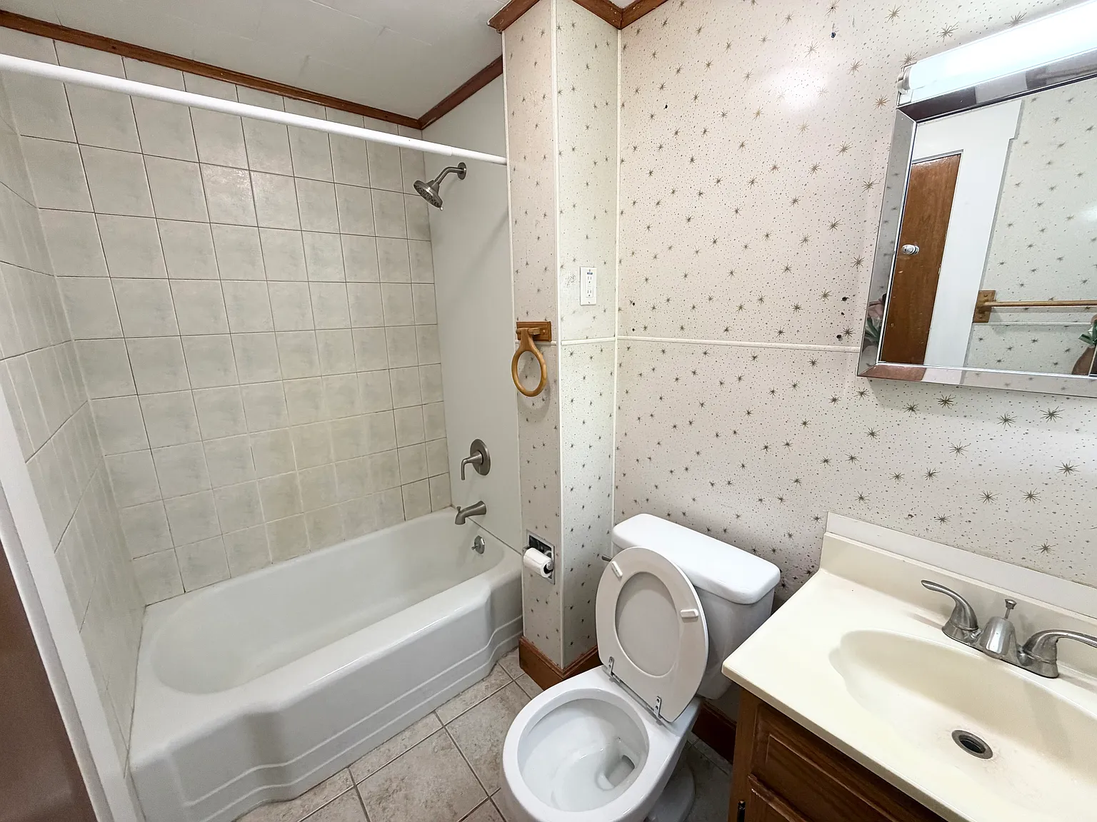1 bed, 728 sqft, $1,725 — Photo 3