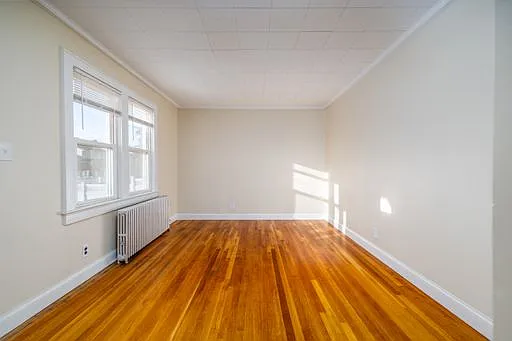 3 bed, 956 sqft, $3,500 — Photo 3