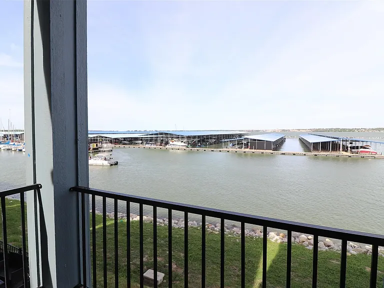 1205 Marc Pl — Photo 10