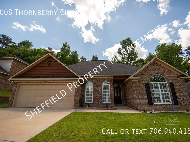 3008 Thornberry Cir — Photo 1
