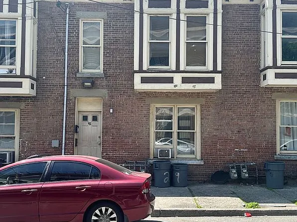 219 1st St, Newburgh, NY 12550