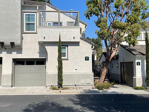 2nd image of 116 La Mirage Cir