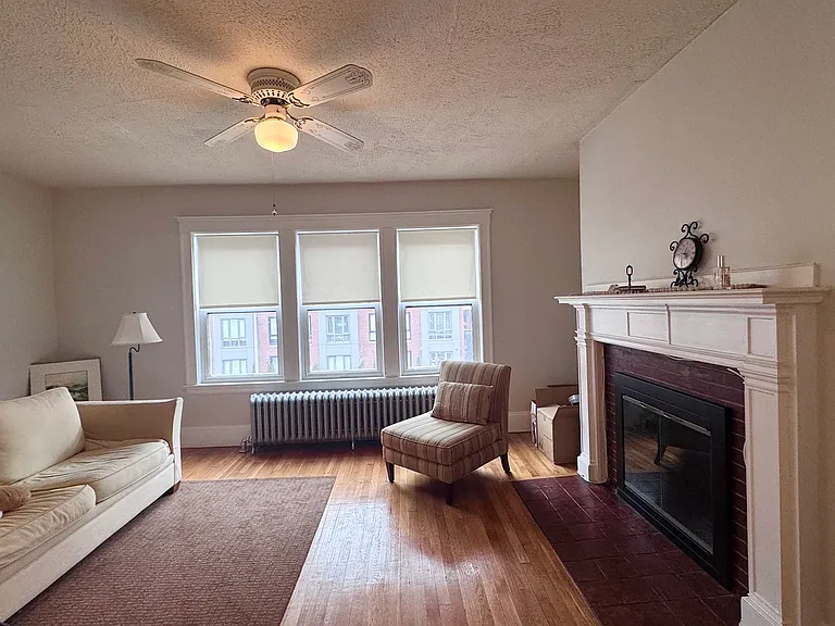 120 Washington St #120 — Photo 2