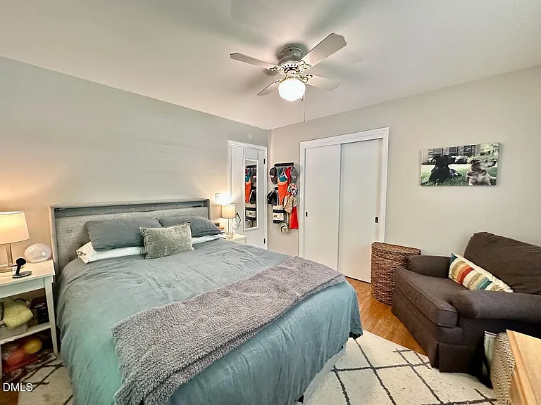 2813 Barmettler St — Photo 12
