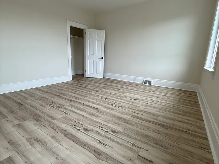 230 Wick St — Photo 17