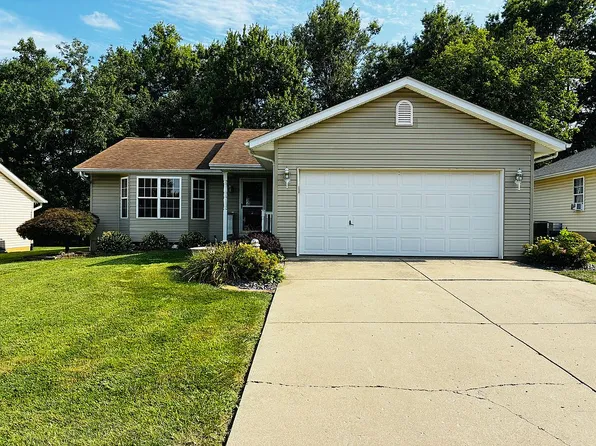 326 Briarwood Dr, Waterloo, IL 62298