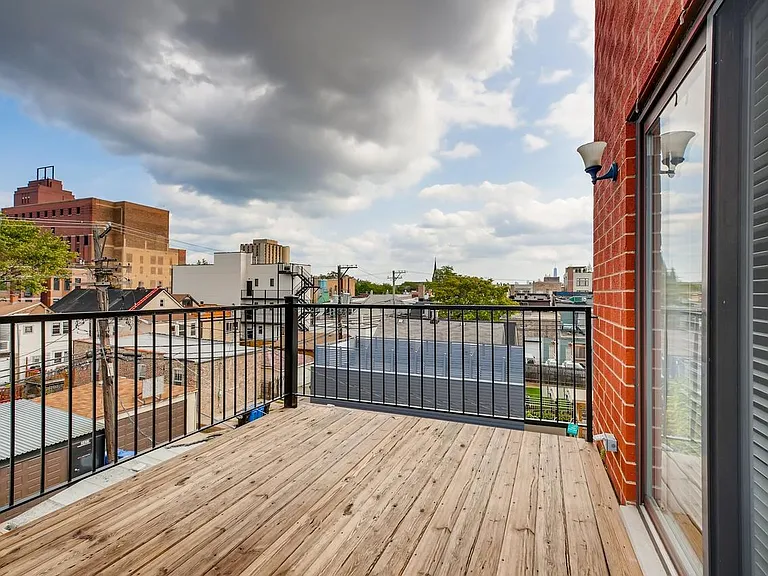 2428 W Augusta Blvd #3 — Photo 11