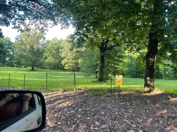 105 Pleasant Grove Rd, Moscow, TN 38057