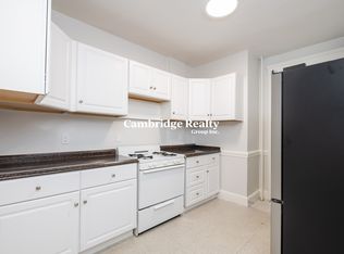 19 Forest St #3T, Cambridge, MA 02140