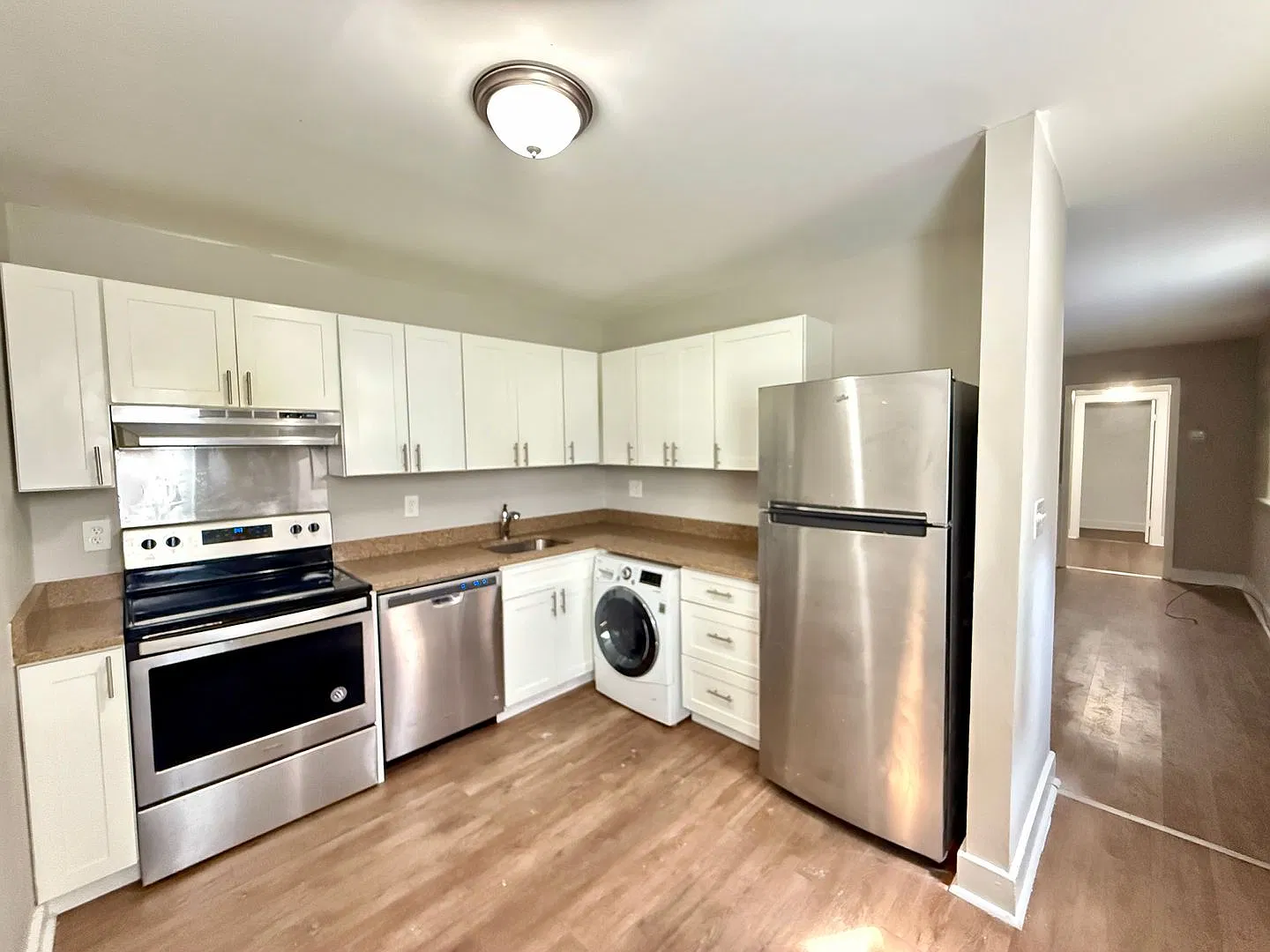 Franklin Court Apartments — Photo 1