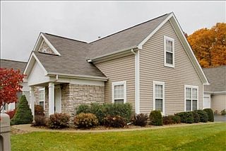 2nd image of 433 Ashton Lake Dr