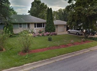 640 Fairmont St NE, Fridley, MN 55432