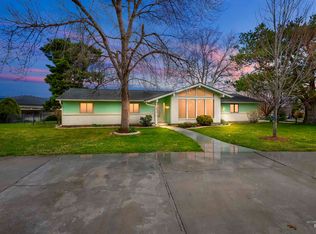 2214 E Sadie Dr, Eagle, ID 83616