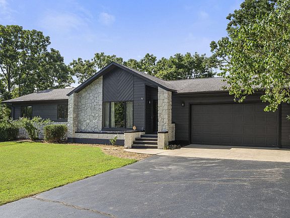 3rd image of 299 Sunny Brook Drive