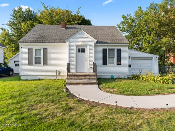 157 Oakland Avenue, Gloversville, NY 12078